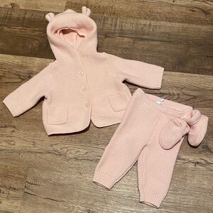 Baby Gap Baby Bear Cardigan Pants and Booties 0-3 Months